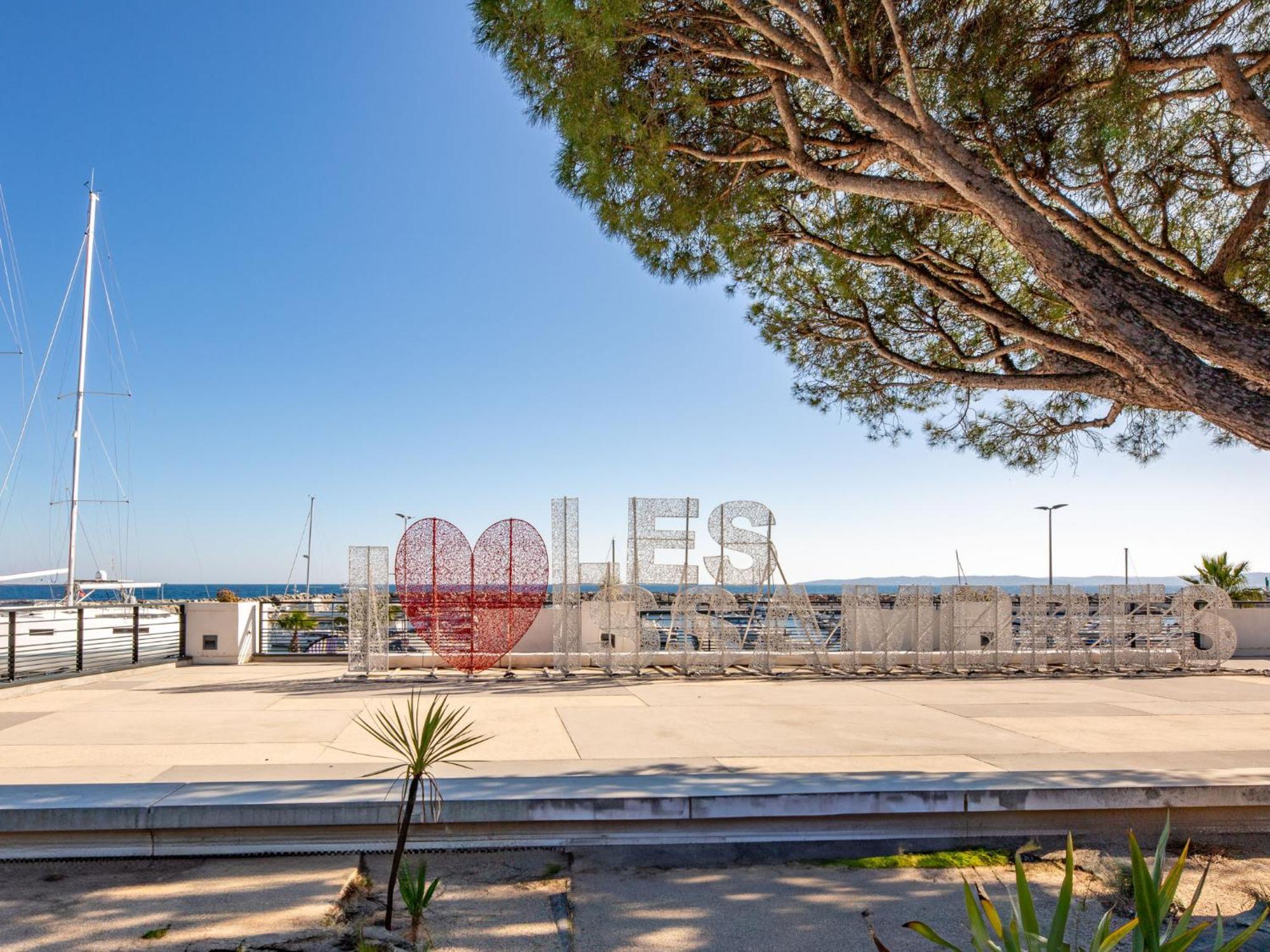 Apartment Le Domaine De La Gaillarde-17 By Interhome Les Issambres Exteriér fotografie